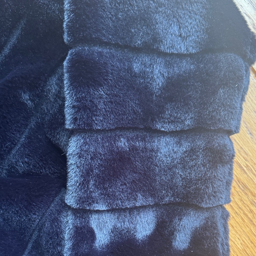 Cavalini Luxurious Black Teddy Jacket - Picture 4 of 5